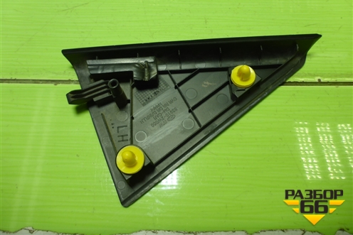 Накладка двери задней левой уголок (839102W000) для Hyundai Santa Fe с 2012-2018г (Санта Фе)