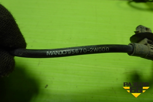 Датчик ABS передний левый (956702W000) для Hyundai Santa Fe с 2012-2018г (Санта Фе)