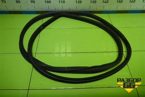 Уплотнитель двери задней правой для Hyundai Santa Fe с 2012-2018г (Санта Фе)