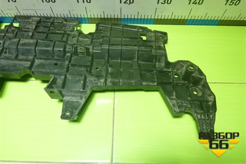 Кронштейн решетки радиатора (5509020XKZ0YA) для Haval M6 с 2021г (М6)