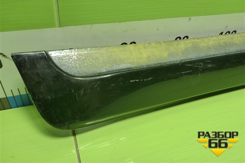 Накладка двери задней правой (60720009B) для Lexus LX-570 с 2007-2015г (ЛХ)