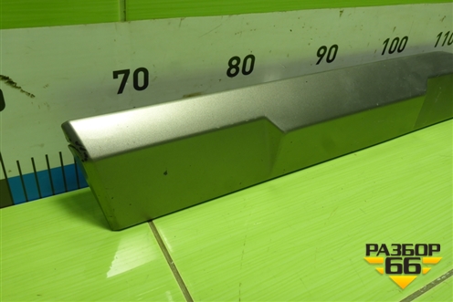 Накладка двери задней левой (75744YK010) для Toyota Rav-4 с 2018г (Рав 4)