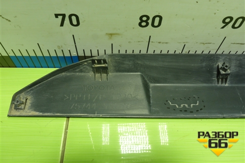 Накладка двери задней левой (75744YK010) для Toyota Rav-4 с 2018г (Рав 4)