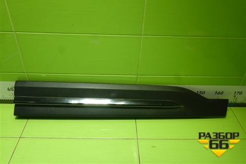 Накладка двери передней правой (8893073455) для Geely Okavango с 2020г (Окованго)