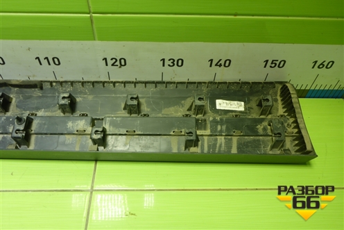 Накладка двери передней правой (8893073455) для Geely Okavango с 2020г (Окованго)