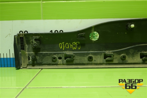 Накладка двери задней правой (6600221657) для Geely Atlas с 2016-2022г (Атлас)