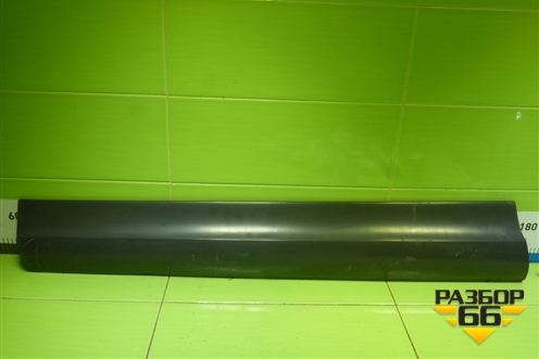 Накладка двери передней левой (4L0853959) для Audi Q7 c 2005-2015г (Ку 7)