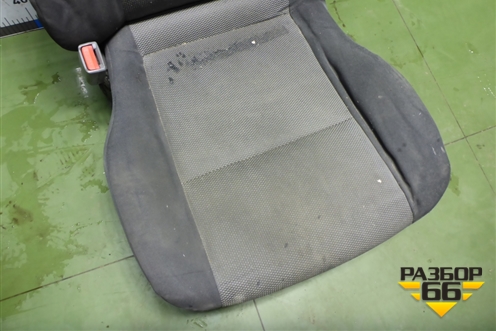 Сиденья комплект (хетчбэк без обогрева, с AIRBAG) для Chevrolet Lacetti с 2003г (Лачетти)