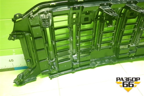 Решетка радиатора (под камеру) (2803200P33Z0) для JAC T9 с 2021-2025г (Т9)