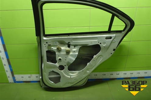 Дверь задняя правая (седан) для Chevrolet Aveo (Т300) с 2011г (Авео Т300)