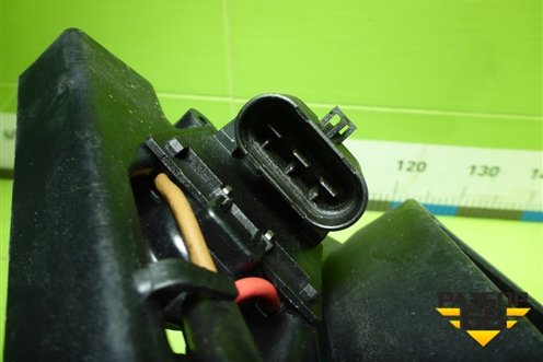 Вентилятор охлаждения радиатора (95137166) для Chevrolet Aveo (Т300) с 2011г (Авео Т300)