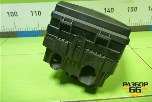 Блок предохранителей подкапотный (95092982) для Chevrolet Aveo (Т300) с 2011г (Авео Т300)