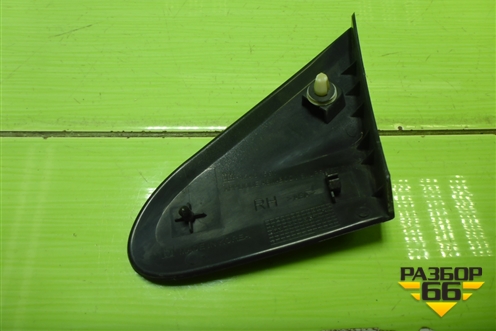 Накладка переднего крыла правого уголок (95461590) для Chevrolet Aveo (Т300) с 2011г (Авео Т300)