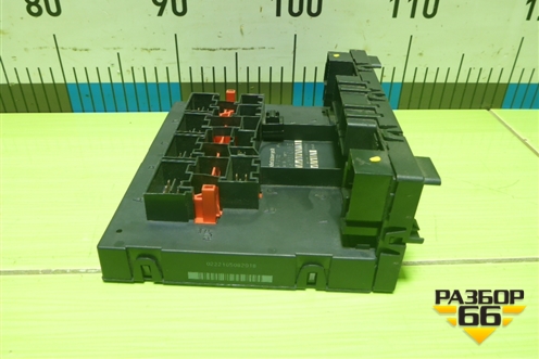 Блок комфорта (3C8937049E) для Volkswagen Passat-CC с 2008г (Пассат ЦЦ)