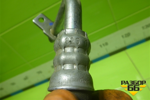 Трубка охлаждения КПП (8E0317825) для Audi A4 (В6) с 2000-2006г (А4)