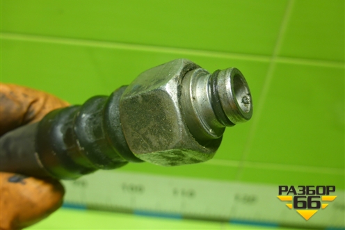 Трубка охлаждения КПП (3C0317818A) для Volkswagen Passat (B6) с 2005-2010г (Пассат Б6)