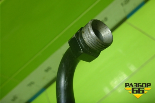 Трубка охлаждения КПП (8E0317822E) для Audi A4 (В6) с 2000-2006г (А4)