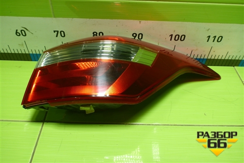 Фонарь задний наружный правый (92402M0000) для Hyundai Creta с 2016г (Крета)