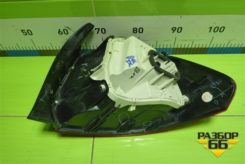 Фонарь задний левый (после 2015г) (6RU945095M) для Volkswagen Polo (седан) с 2010г (Поло)