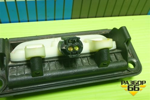 Кнопка открывания багажника (A2047500293) для Mercedes Benz C-Klass W204 с 2007-2014г (Ц)