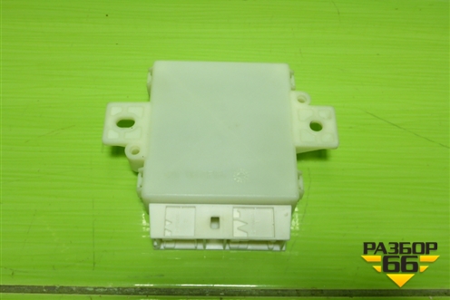 Блок управления парктроником (A2129003704) для Mercedes Benz E-Klass W212 с 2009-2016г (Е)