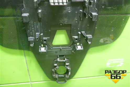 Стекло лобовое (с обогревом под датчик дождя) для Audi Q5 с 2017г (Ку 5)