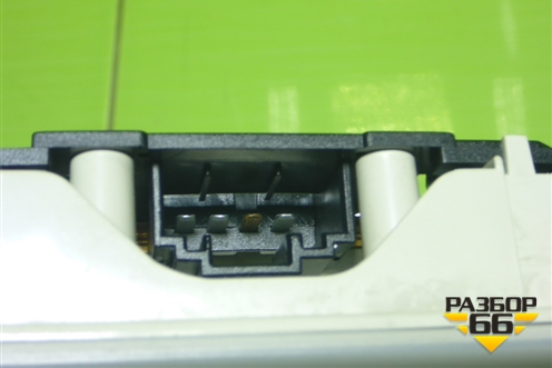 Плафон салонный (4F0947111) для Audi A6 (C6) с 2004-2011г (А6)