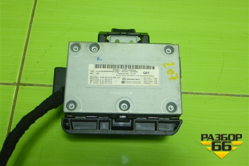 Блок электронный (мультимедийный интерфейс) (A2049000300) для Mercedes Benz C-Klass W204 с 2007-2014г (Ц)