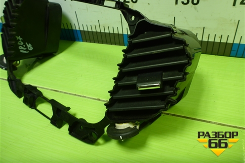 Дефлектор воздушный центральный (8450031429) для VAZ Vesta/Веста с 2015г