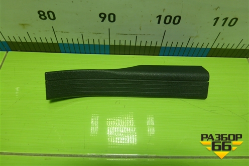 Накладка порога внутренняя заднего правого (A2046860236) для Mercedes Benz C-Klass W204 с 2007-2014г (Ц)