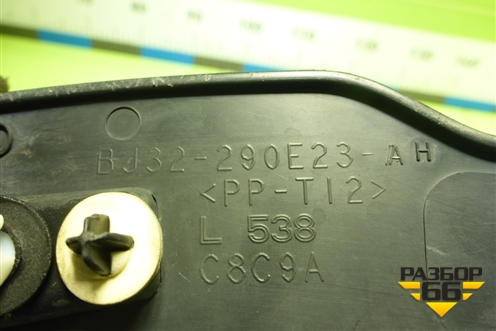 Накладка заднего крыла левого (5ти дверный кузов) (BJ32290E23AH) для Land Rover Range Rover Evoque с 2011-2018г (Евог)