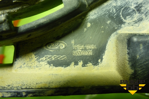 Решетка в передний бампер центральная (Cross) (8450031001) для VAZ Vesta/Веста с 2015г