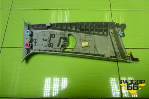 Обшивка стойки центральная верхняя левая (858312Y100) для Hyundai ix 35 с 2010г (Ай икс 35)