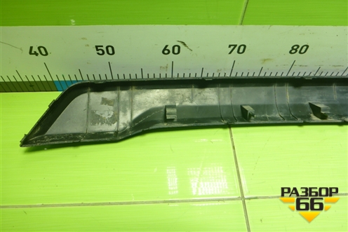 Накладка переднего бампера нижняя (86565M0000) для Hyundai Creta с 2016-2021г (Крета)