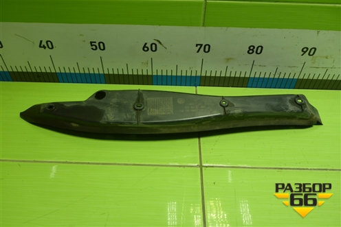 Пыльник переднего крыла правого (A2048890225) для Mercedes Benz C-Klass W204 с 2007-2014г (Ц)