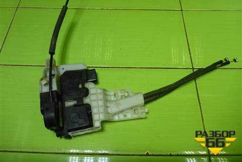 Замок двери передней правой (813202Y000) для Hyundai ix 35 с 2010г (Ай икс 35)