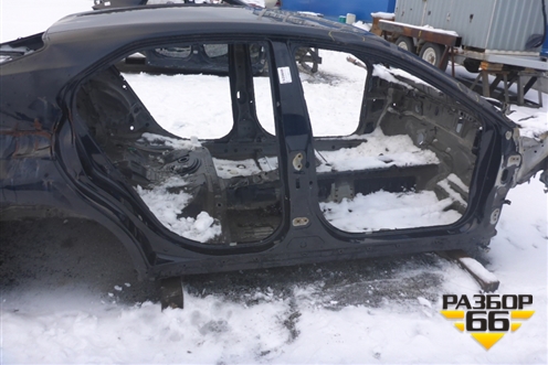 Порог со стойкой правый (6131133090) для Toyota Camry V70 с 2017г (Камри)