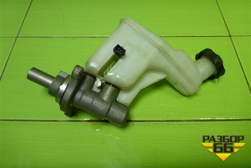 Цилиндр тормозной главный (585102Y201) для Hyundai ix 35 с 2010г (Ай икс 35)