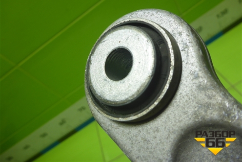 Рычаг задний верхний (правый задний) для Mercedes Benz C-Klass W204 с 2007-2014г (Ц)