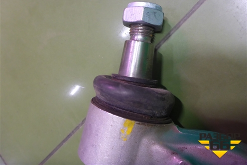 Рычаг передний правый нижний (A2113301611) для Mercedes Benz E-Klass W211 c 2002-2009г (Е)