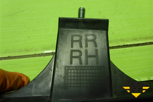 Направляющая стекла задней правой двери (835602S000) для Hyundai ix 35 с 2010г (Ай икс 35)