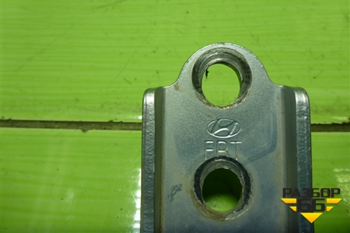 Петля двери задней левой нижняя для Hyundai ix 35 с 2010г (Ай икс 35)