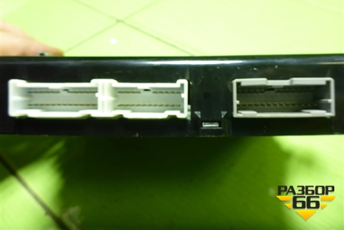 Блок управления центральным замком (954002Y302) для Hyundai ix 35 с 2010г (Ай икс 35)