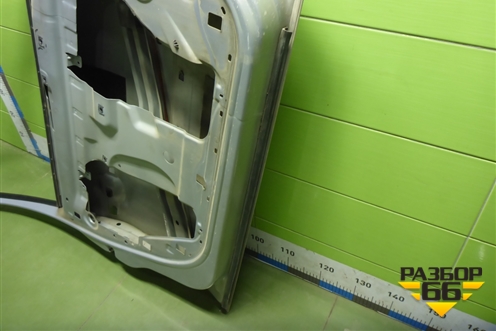 Дверь передняя левая (7751473728) для Renault Megane 2 с 2002-2009г (Меган)