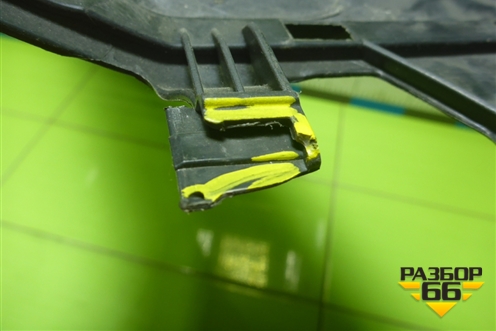 Обшивка стойки центральная нижняя правая (3C0867292) для Volkswagen Passat (В7) с 2011-2014г (Пассат Б7)