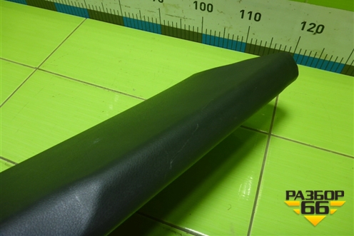 Обшивка стойки центральная нижняя правая (4F0867240) для Audi A6 (C6) с 2004-2011г (А6)