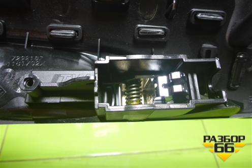 Ручка внутренняя двери задней левой (738187901) для BMW X5 F15 с 2013г (Х5 Ф15)