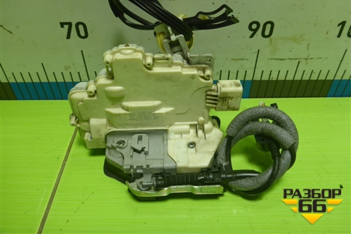 Замок двери задней правой (4G0839016) для Volkswagen Touareg с 2010-2018г (Туарег)