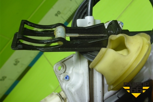 Замок двери задней правой (4G0839016) для Volkswagen Touareg с 2010-2018г (Туарег)