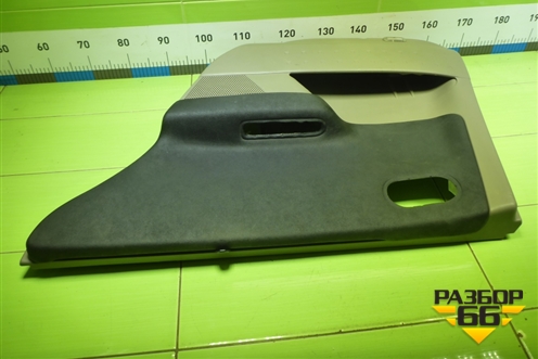 Обшивка двери задней правой под электрику (со шторкой седан) (156016641) для Renault Megane 2 с 2002-2009г (Меган)